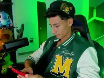 Chaturbate Free Live Porn of maximo_romano