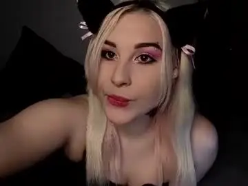 Chaturbate Free Live Porn of mitziegonez