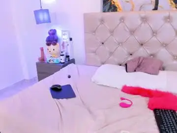 Chaturbate Live Sex Cam of dulcce_maria18