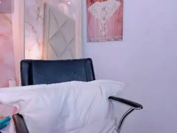 Chaturbate Live Sex Cam of lanapeachess
