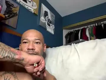 Chaturbate Live Sex Cam of vvsphenomenal