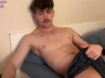 Chaturbate Live Sex Cam of luca_syn