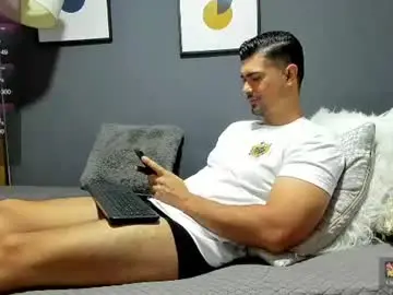 Chaturbate Live Porn of adam_clarke