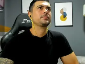 Chaturbate Adult Webcams of adam_clarke