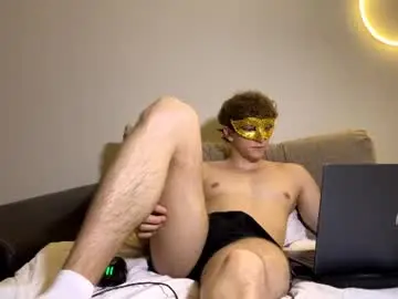 Chaturbate Free Porn Cam of deniel_horny