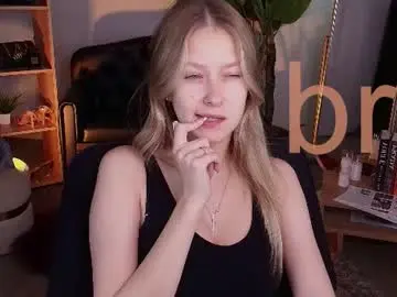 Chaturbate Best live sex cam show of evemundie