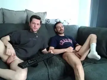 Chaturbate Sex Cam of twotwinkhusbands