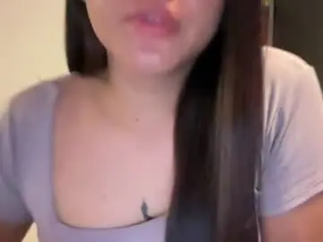Chaturbate Live Sex Cam of miamore_avida