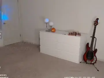 Chaturbate Live Sex of petitebrat