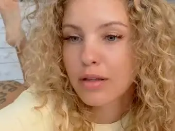 Chaturbate Watch Live Sex Cams of theislandgirl