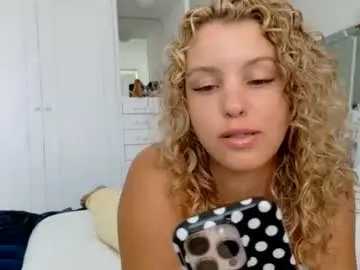 Chaturbate Free Porn Cam of theislandgirl