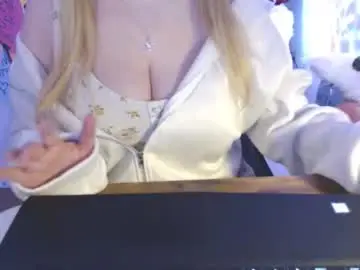 Chaturbate Live Sex Cam of kymchi