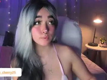 Chaturbate Free Porn Cam of leah_cherry