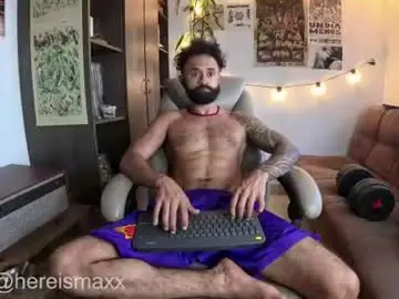 Chaturbate Live Sex Cam of max_greenn