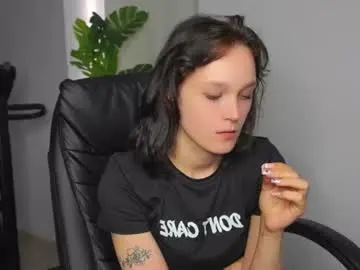 Chaturbate Best live sex cam show of agelina_summer