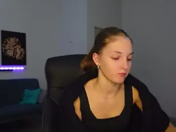 Chaturbate Nude Webcam of agelina_summer