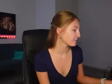 Chaturbate Free Live Porn of agelina_summer