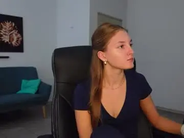 Chaturbate Adult Video Chat of agelina_summer