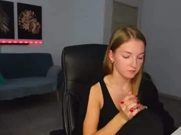 Chaturbate Free Live Porn of agelina_summer