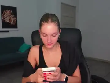 Chaturbate Adult Video Chat of agelina_summer