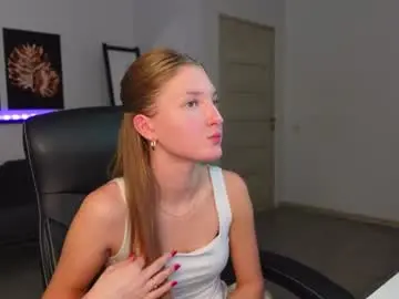 Chaturbate Free Live Porn of agelina_summer