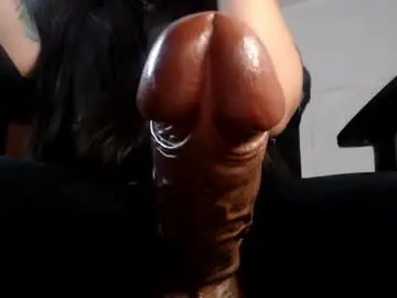 Chaturbate Private Sex Chat of emili_evans_