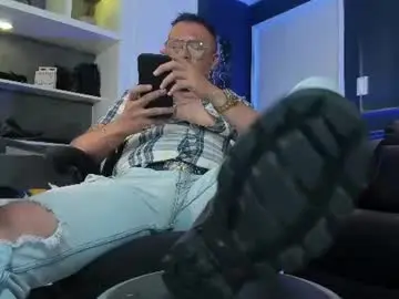 Chaturbate Nude Webcam of mrfrank_tattoo
