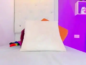 Chaturbate Free Live Porn of roxy_sexy69