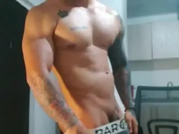 Chaturbate Live Sex Cam of adam_shilder7