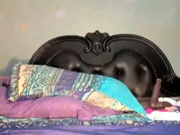Chaturbate Live Sex Cam of bigbuttsarena