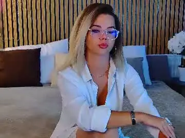 Chaturbate Adult Webcams of lilyrabbit