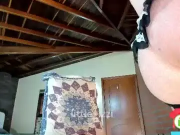 Chaturbate Free Porn Cam of little_izzi