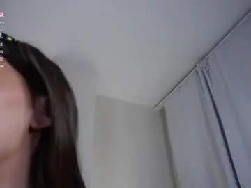 Chaturbate Adult Video Chat of fallingflower