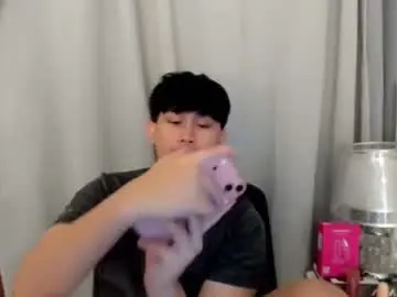 Chaturbate Sex Cam of davincihugecock