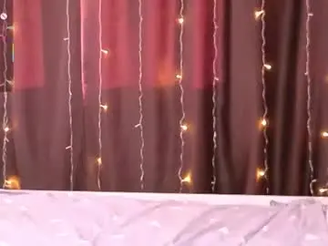 Chaturbate Live Sex Cam of edrismcnutty