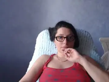 Chaturbate Live Sex Cam of luckylinda23