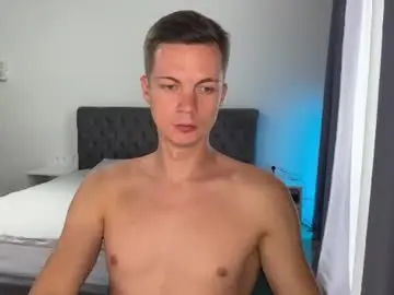 Chaturbate Live Sex of max_shy