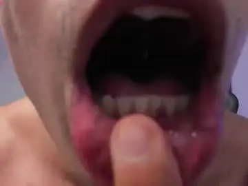 Chaturbate Sex Chat of roy__constance