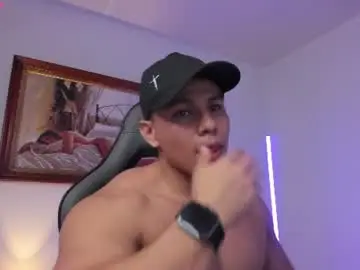 Chaturbate Adult Webcams of roy__constance