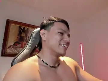 Chaturbate Live Sex Cam of roy__constance