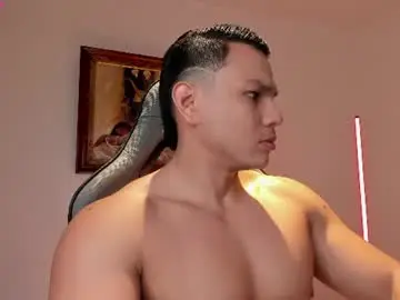 Chaturbate Best live sex cam show of roy__constance