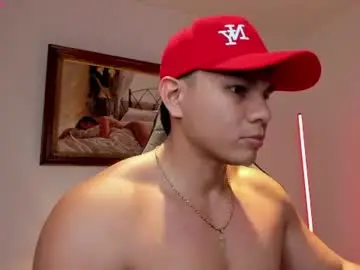 Chaturbate Adult Webcams of roy__constance