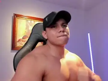 Chaturbate Sex Cam of roy__constance