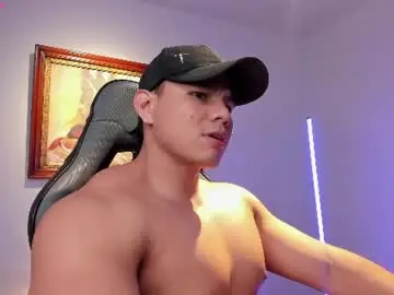 Chaturbate Best live sex cam show of roy__constance