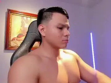 Chaturbate Live Sex Cam of roy__constance