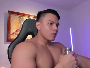 Chaturbate Adult Webcams of roy__constance