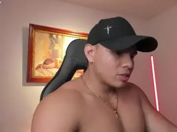 Chaturbate Watch Live Sex Cams of roy__constance