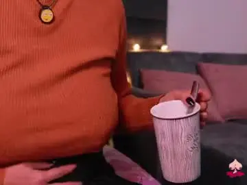 Chaturbate Live Sex Cam of lady_boobs1