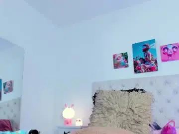 Chaturbate Live Sex Cam of maithe_022