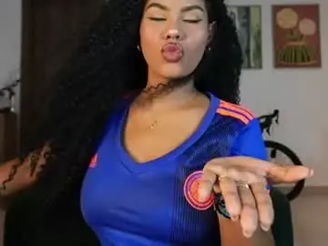 Chaturbate Free Porn Cam of naomixjones1